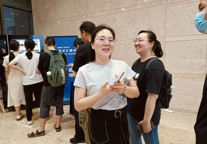 英才汇南粤醇香咖啡赋能制造业人才盛会开元棋牌网站技诺无人咖啡机闪耀百万